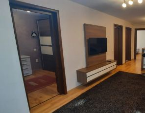 De inchiriat apartament 3 camere in Targu Mures, cartier Ultracentral - Central
