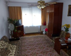 De inchiriat apartament 4 camere in Targu Mures, cartier Cornisa - 7 Noiembrie