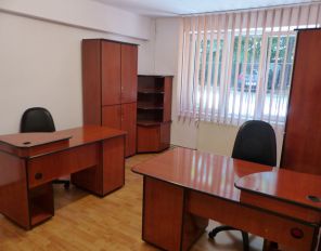 De inchiriat birou in Targu Mures, cartier Ultracentral - Central, zona Trandafirilor - Grand - Bolyai