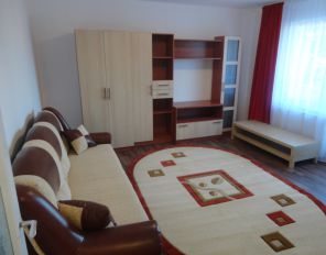 De vanzare apartament 3 camere in Targu Mures, cartier Cornisa - 7 Noiembrie