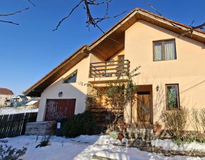 De vanzare casa  in Sangeorgiu De Mures, cartier Sangeorgiu De Mures, zona Nordului