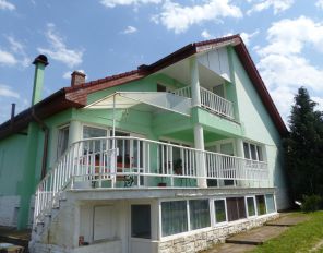 De vanzare casa  in Sangeorgiu De Mures, cartier Sangeorgiu De Mures, zona Tofalau